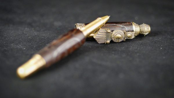 Stylo à bille "Petit train" (Noyer turc)