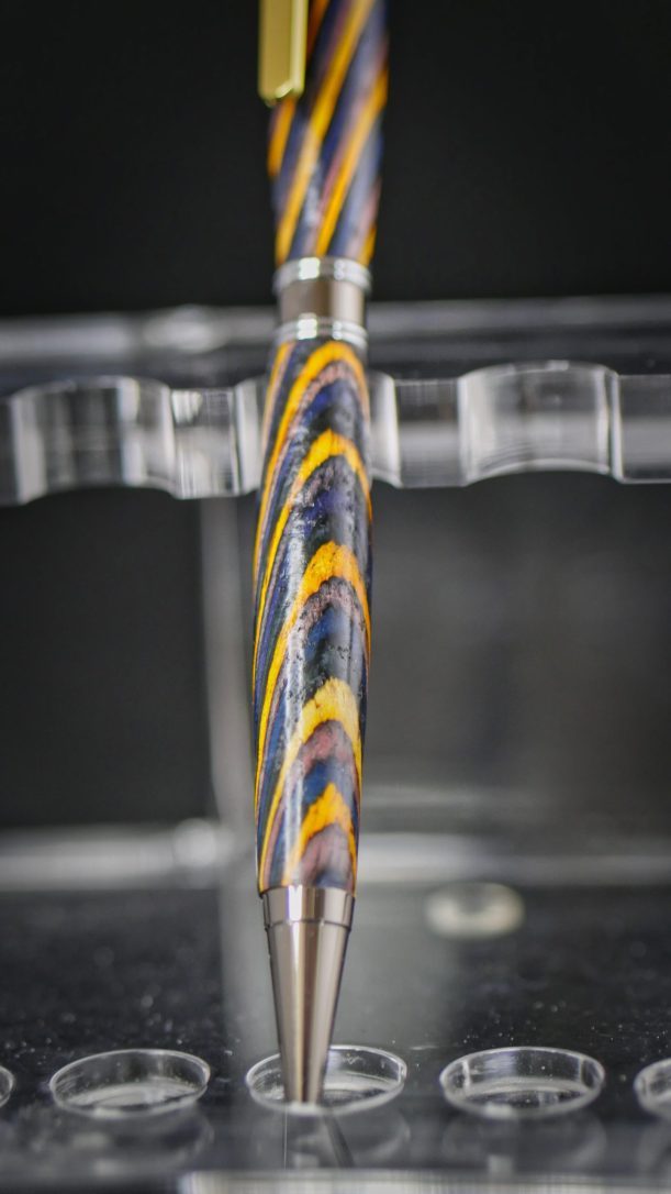 Stylo thème Rugby - (assemblage multicolore) – Image 4